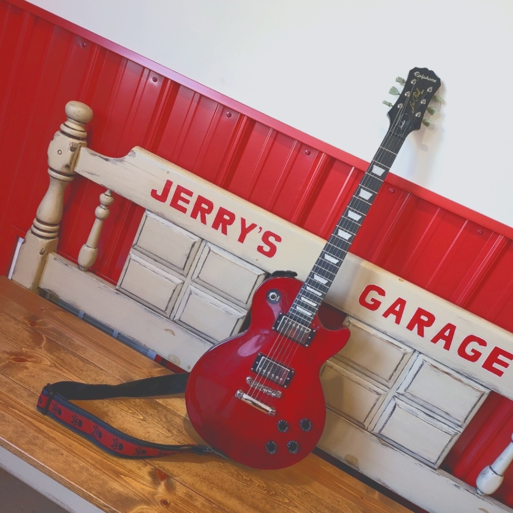 Guitar